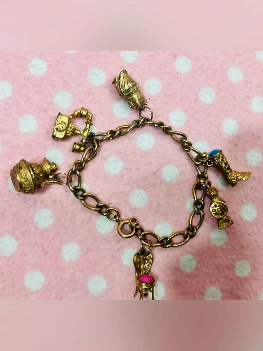 Avon Faux Gold charm bracelet - medium
